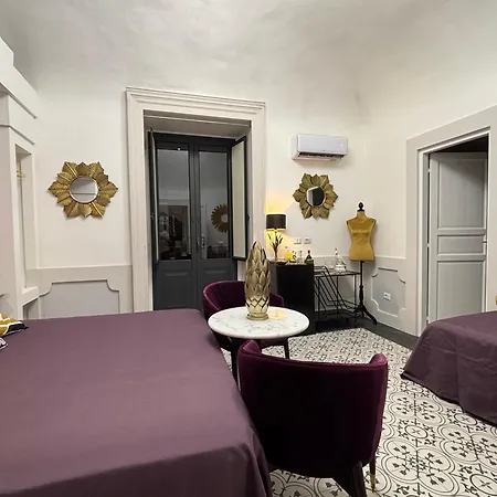 Moresco Oda ve Kahvaltı 4*